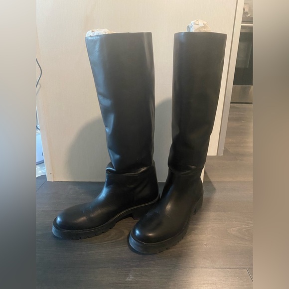 ZARA Leather long boots in black/ size 41 EU - Picture 1 of 3